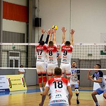 Rieker UJS Komárno - VK OSMOS Prievidza