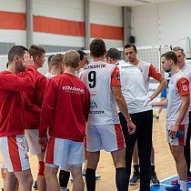 RIEKER UJS Komárno - VKP Bratislava