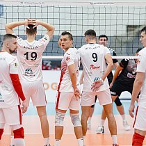 Rieker UJS KOMÁRNO - Fonte Bastardo AZORES (POR)